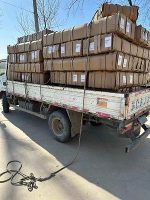 動力のない犬のトレッドミール 0.30mm 厚さと耐久性のある構造のスラットミール