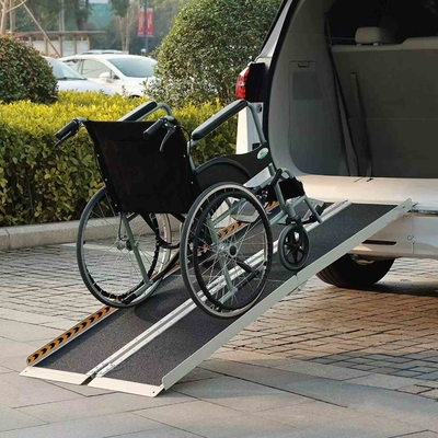 車椅子用のポータブルアルミニウムランパ 20GPの積載量